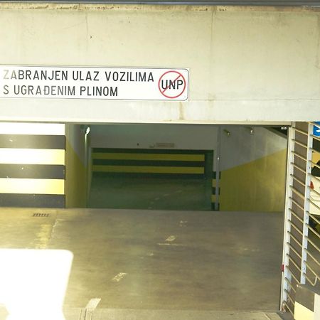 Bura2 , With Private Parking In The Garage Apartment Сплит Екстериор снимка