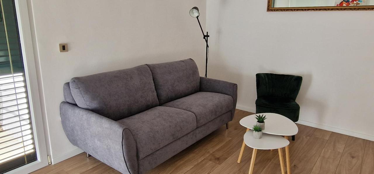 Bura2 , With Private Parking In The Garage Apartment Сплит Екстериор снимка